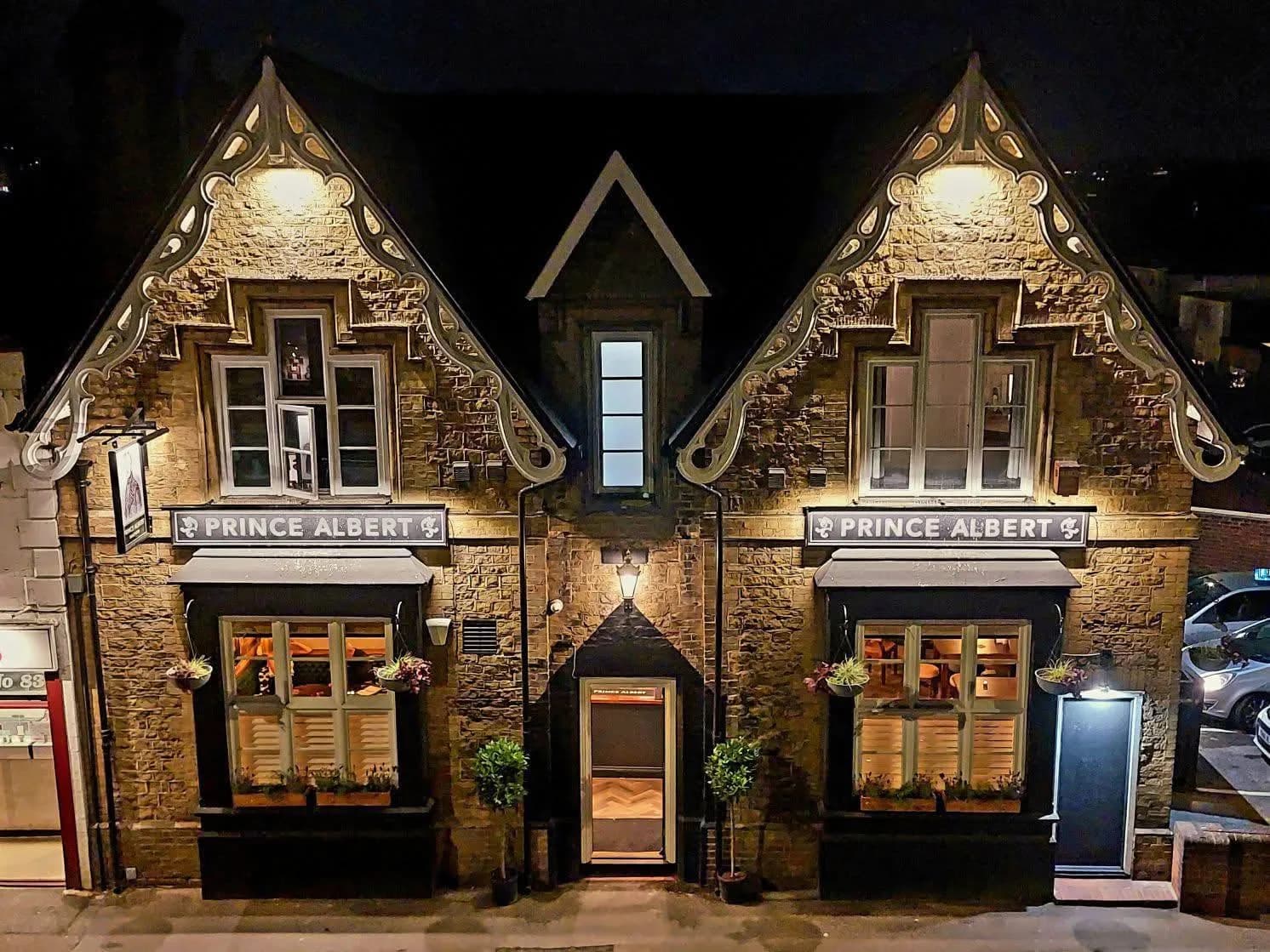 Guildford’s Open Mic Scene: 5 Places to Enjoy Local Live Music